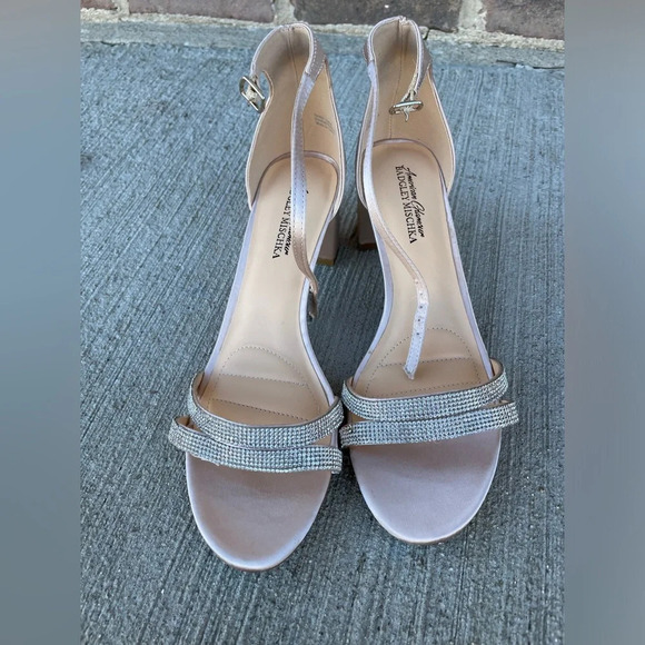 BADGLEY MISCHKA LOW BLOCK HEEL SANDLE FOOT STRAP ANKLE STRAP BUCKLE - Picture 2 of 9